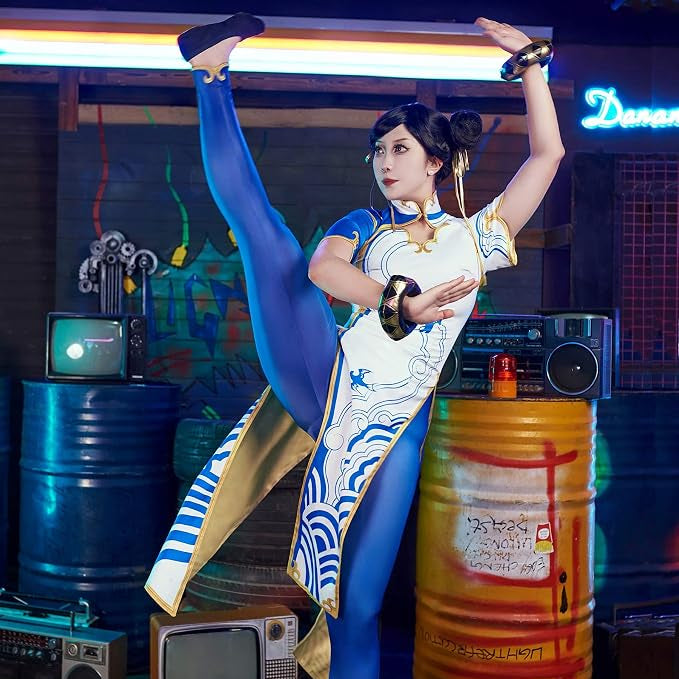 Micotaku (Street Fighter) - Adult Costume